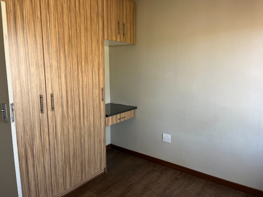 2 Bedroom Property for Sale in Potchefstroom South North West